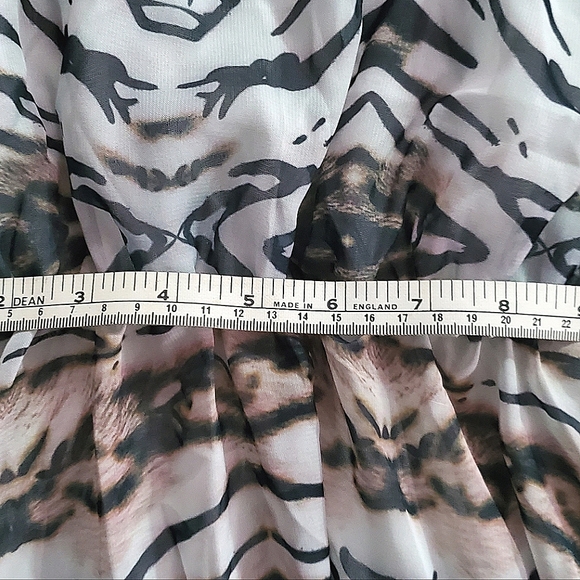 Stylish High Low Zebra Print Dress - Picture 2 of 12